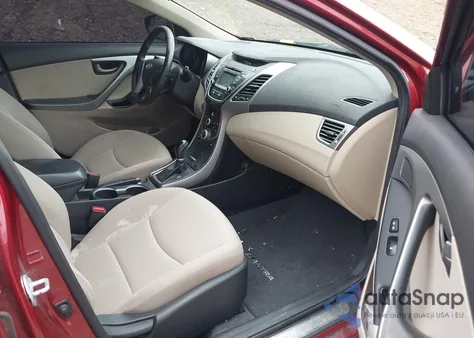 2016 Hyundai Elantra Value Edition z USA, uszkodzony, nr VIN 5NPDH4AE7GH776196